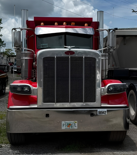 Camión Volteo #1 - Peterbilt 367 45