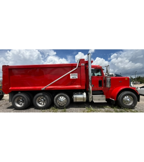 Camión Volteo #1 - Peterbilt 367 46